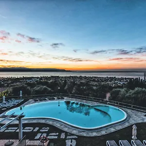 3* Hotel apartamentowy La Chioma Di Berenice Garda